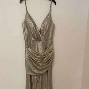 Evening gown by Jovani 67977. Color gold. Never worn